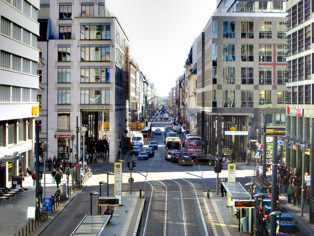 Berlin_Downtown_Friedrichstraße